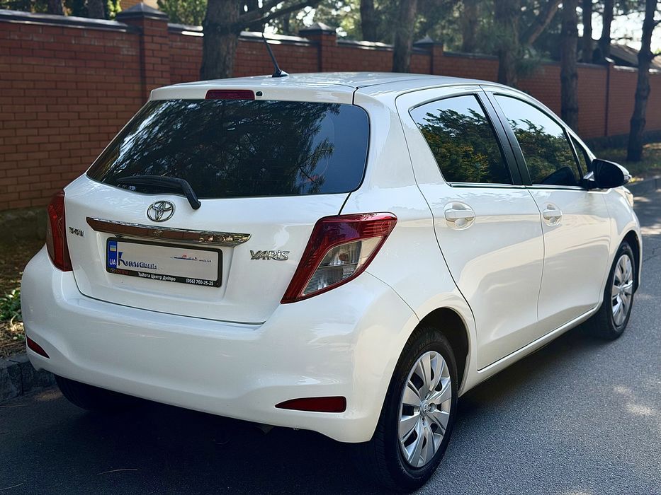 Toyota Yaris 2012 АВТОМАТ!!