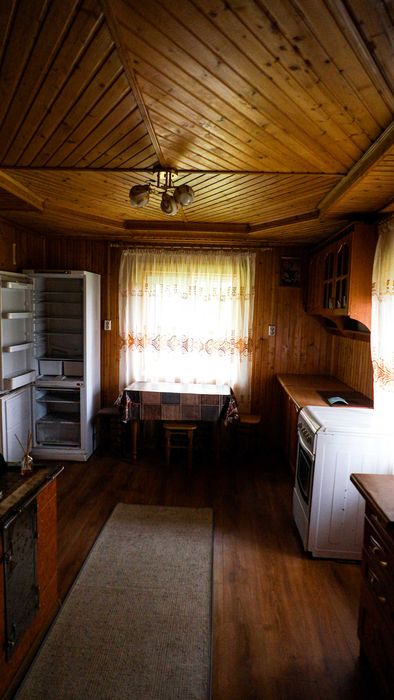 Продається затишний будинок з невеликою ділянкою в Карпатах