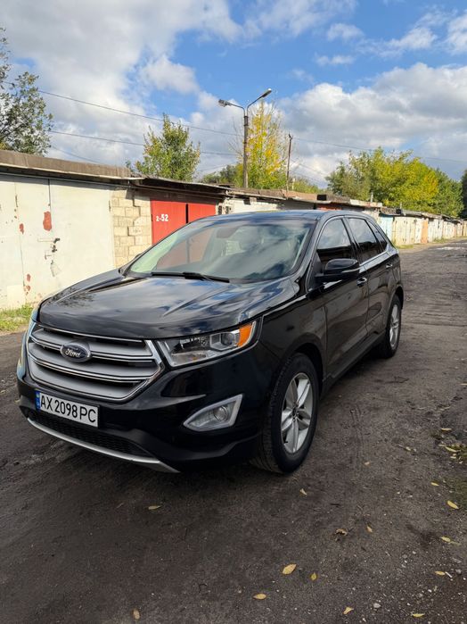 Автомобіль Ford Edge