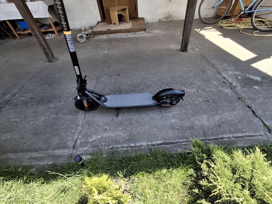 Електросамоката ninebot f25l В Ідеалі + є поворотники