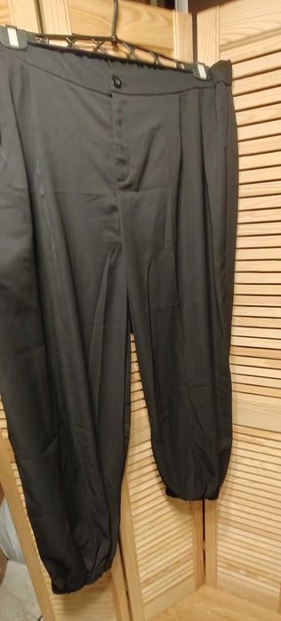 Spodnie damskie luźne ale i eleganckie czarne plus size