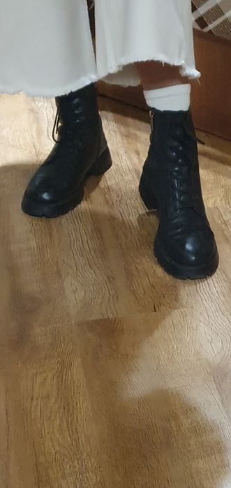 Продам ботинки зимние