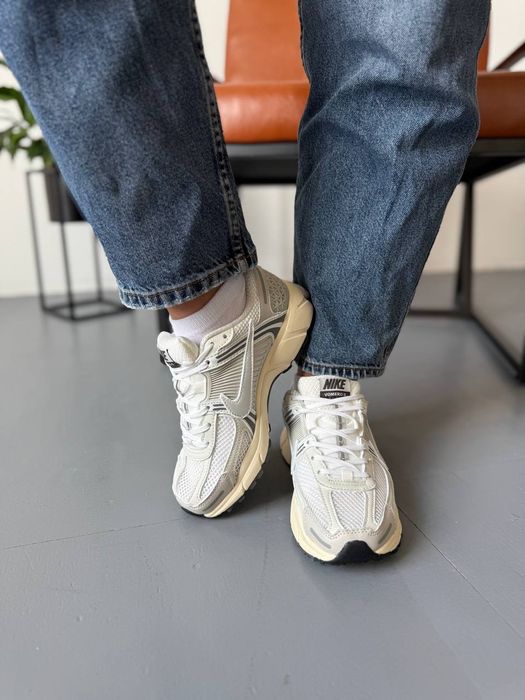 Кросівки  Nike Zoom Vomero
