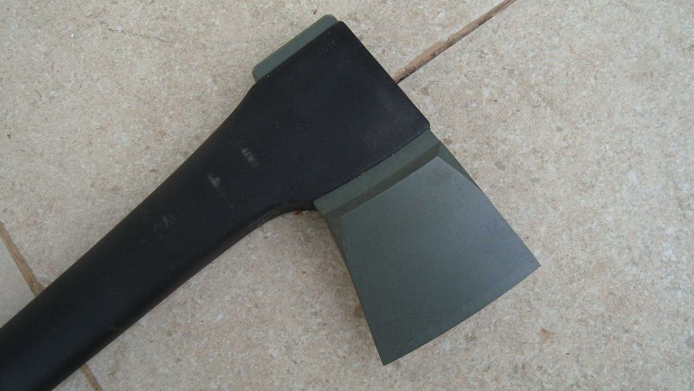 Siekiera Fiskars nowa nieużywana