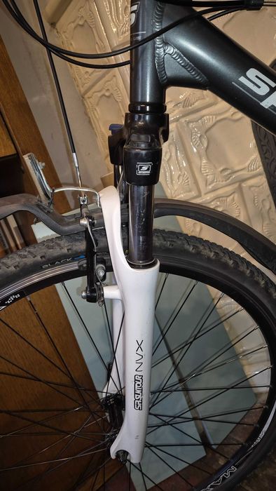 Rower Crossowy Infinitibike Spartacus, koła 28", rama 17", grafitowy