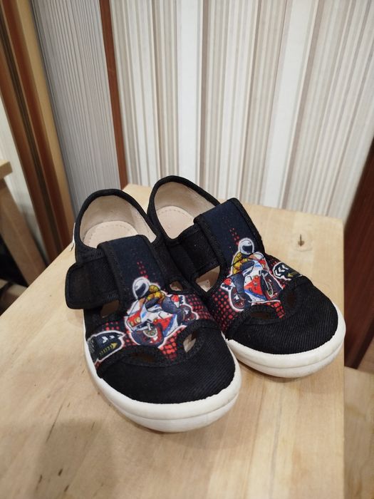 Капці в садок. Тапочки.