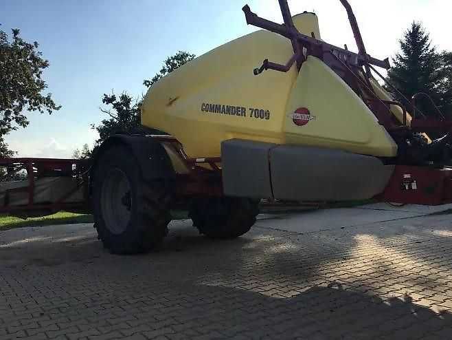 Opryskiwacz Hardi Command 7000 GPS rękaw