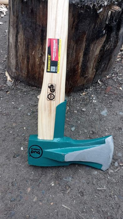 Топор каленный из инструментальной стали, сокіра, колун посилений