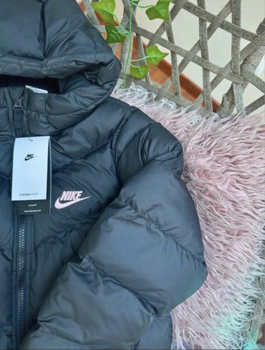 Kurtka dziecieca Nike
