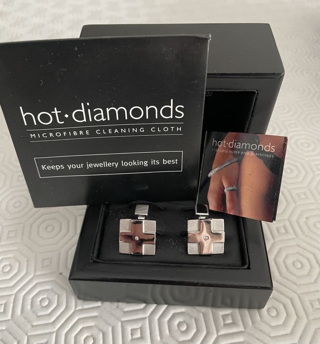 Botões de Punho em Prata e Diamantes