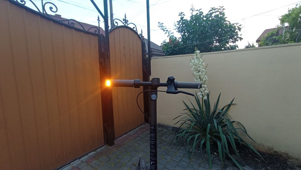 Продам електросамокат