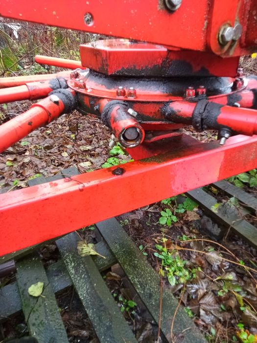 Zgrabiarka karuzelowa Kuhn GA 4121 Masterdrive