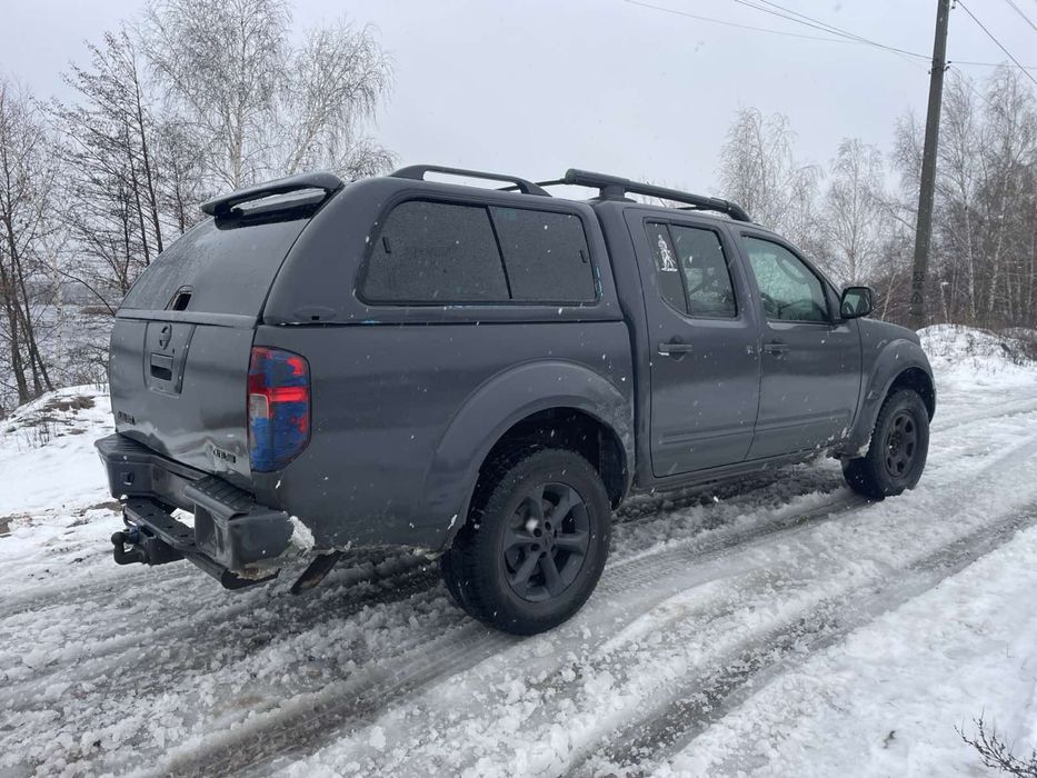 Продам ниссан навара в отличном состояние