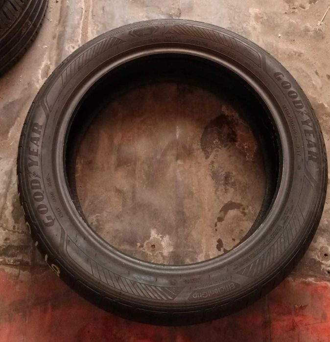 Opony 4x215/50/19 (93T) GOODYEAR EfficientGrip Performance letnie