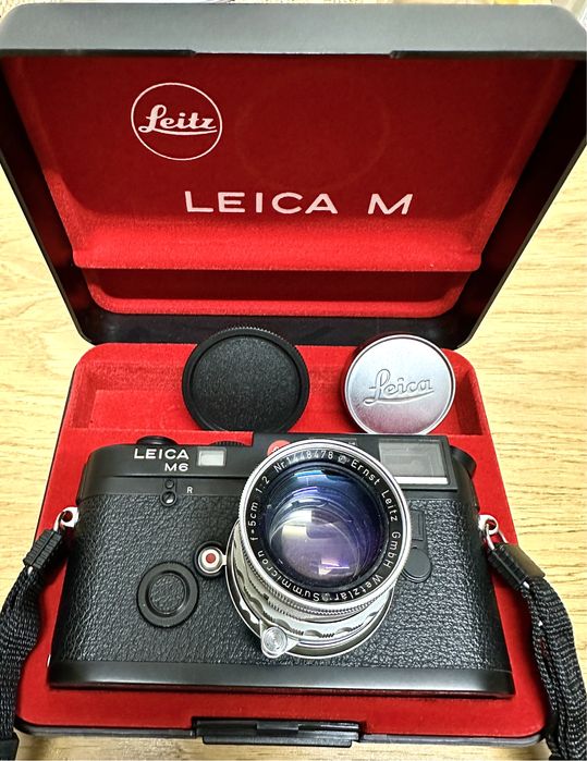 Máquina fotográfica Leica M6 + Summicron f=5 cm 1:2