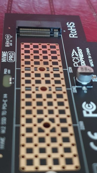 Адаптер-переходник M.2 NVMe to PCI-E 4.0/3.0 x4