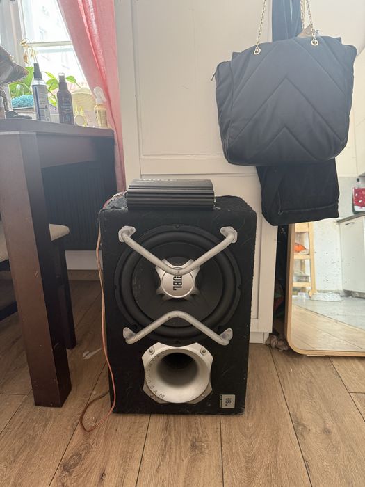 Skrzynia basowa subwoofer  glosnik samochodowy.   GT Series  JBL