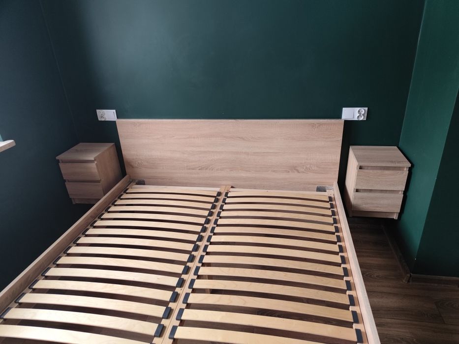 Sprzedam łóżko 160x200 + szafki nocne