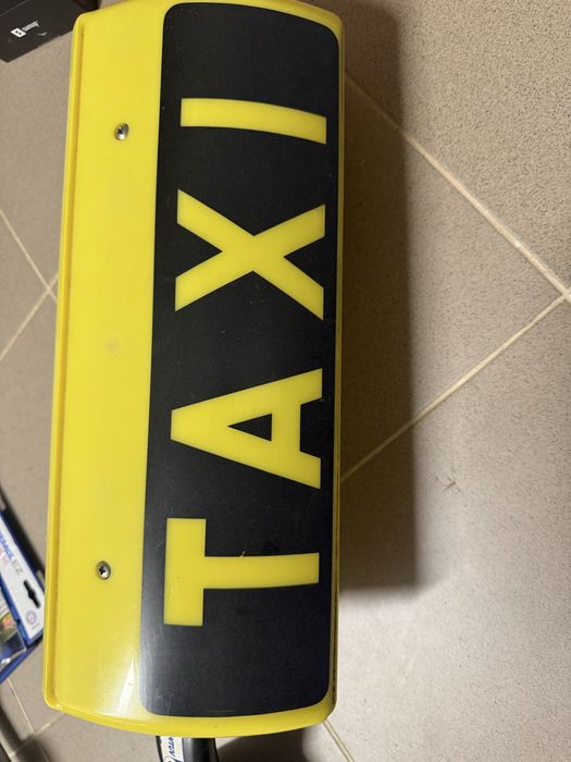 Lampa taxi  solidna