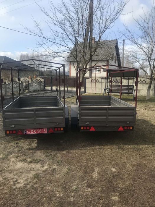 Прицеп легкових авто та бусів.