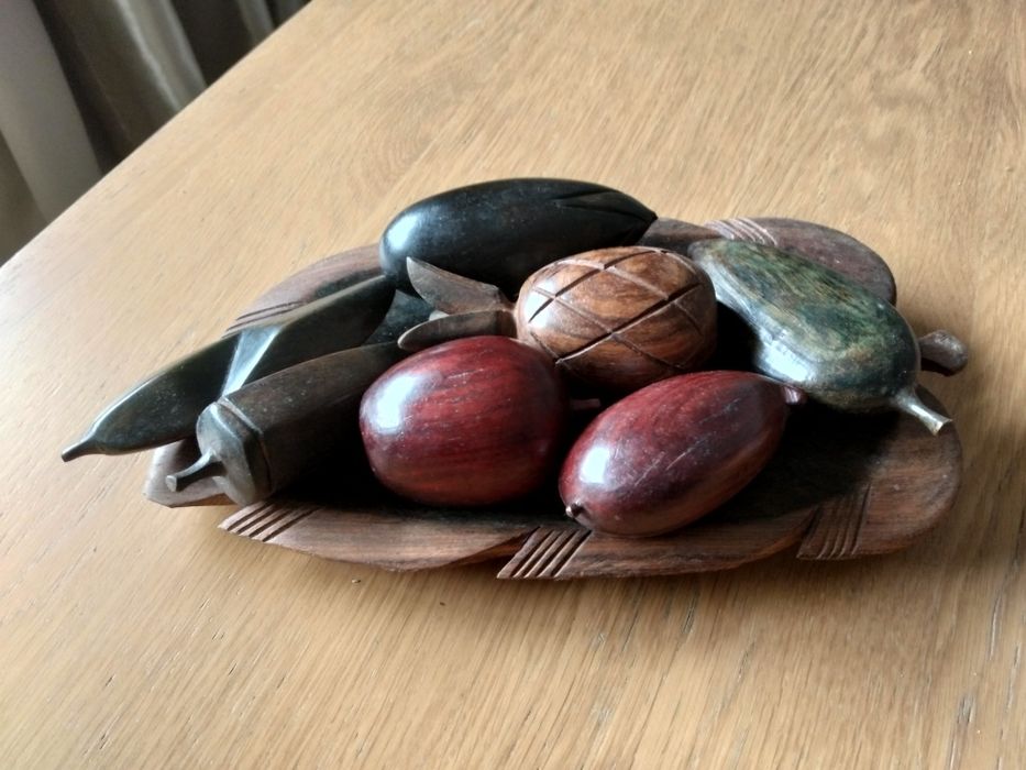 Fruteira decorativa em madeira maciça – Artesanato brasileiro (vintage)