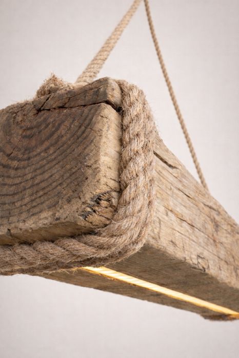 Pendente Rústico em Madeira de Carvalho Antiga em LED