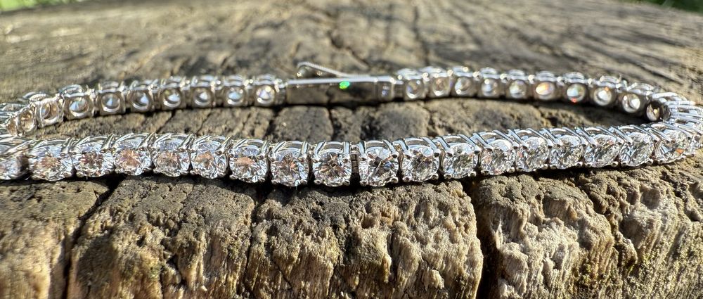 Теннисный браслет с бриллиантами