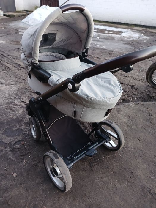 Продам 2 дитячі коляски – 2 в 1 і звичайна, стан хороший