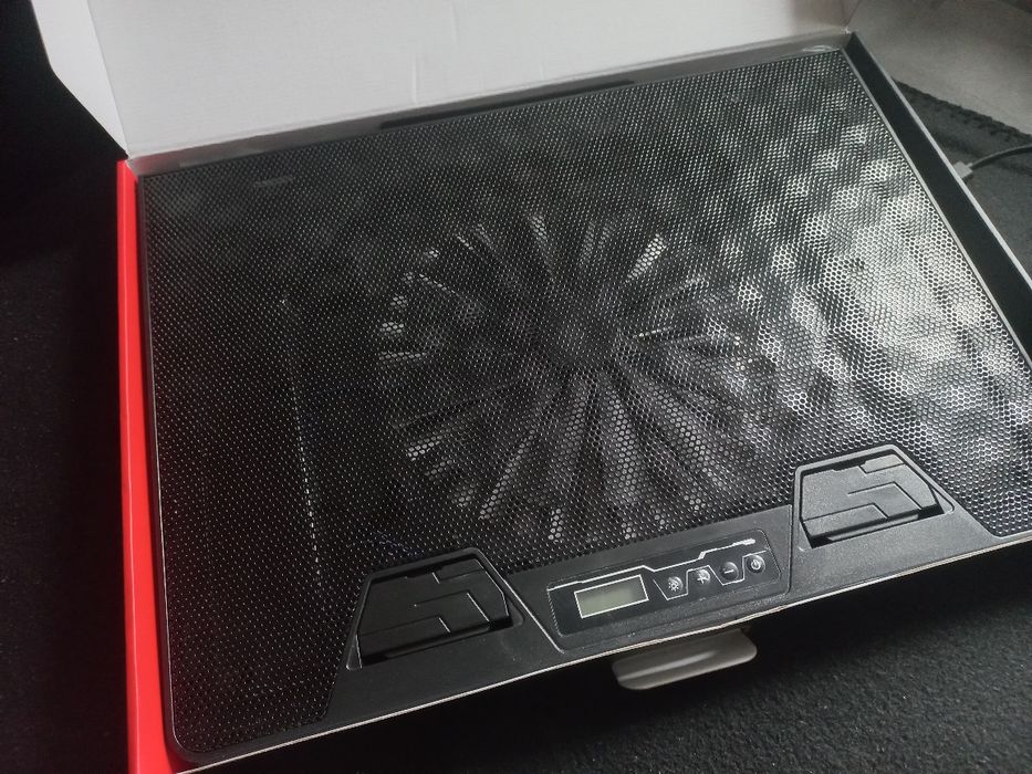 Podstawka chłodząca pod laptopa Mad Dog GCP600 RGB