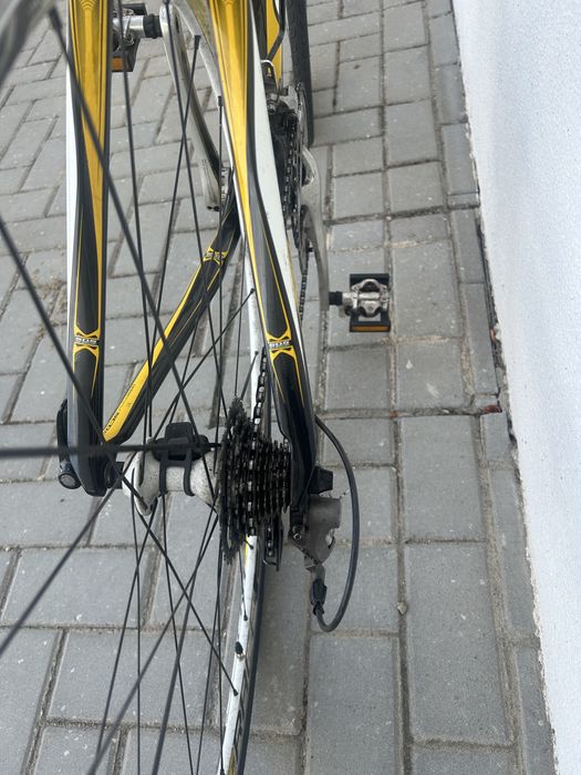Bicicleta Scott (carbono)