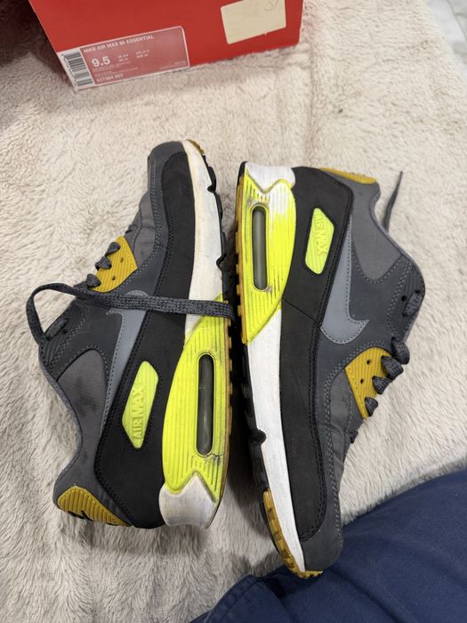 Nike Air Max 90 Essential