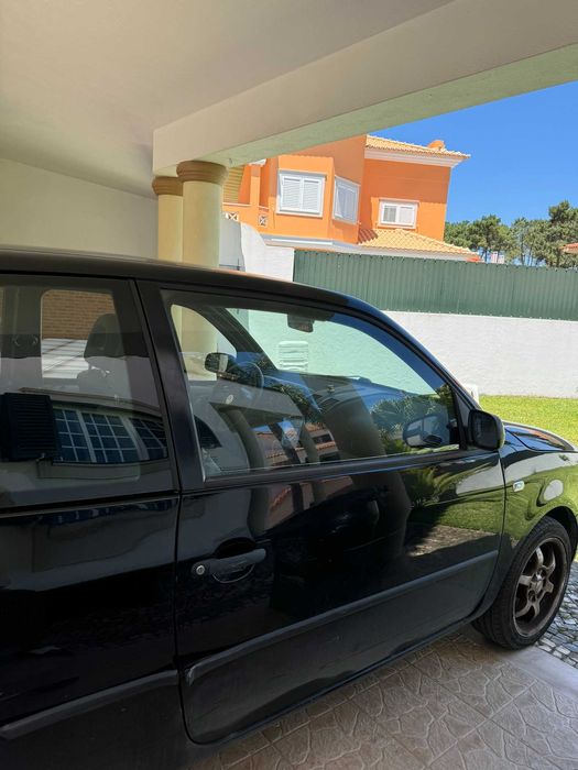 VW Lupo 1.4 TDI (Económico) – Histórico Familiar / Inspeção e Selo em Dia