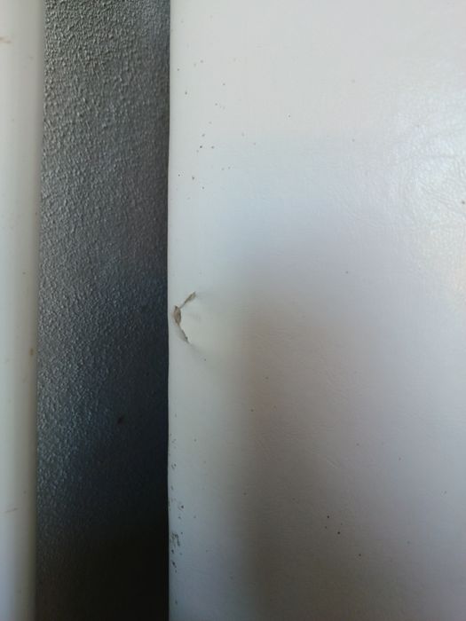 Cama Summier + colchão + mesas de cabeceira  de cama