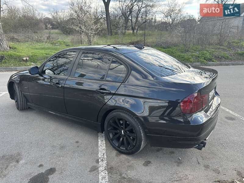 Продам BMW e90