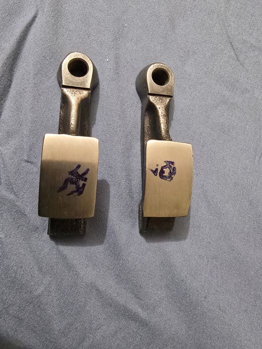 Dźwigienki zaworowe andoria 2.7 ADCR