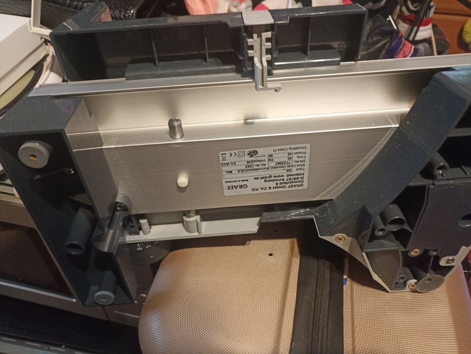 Єлектричний слайсер Graef.