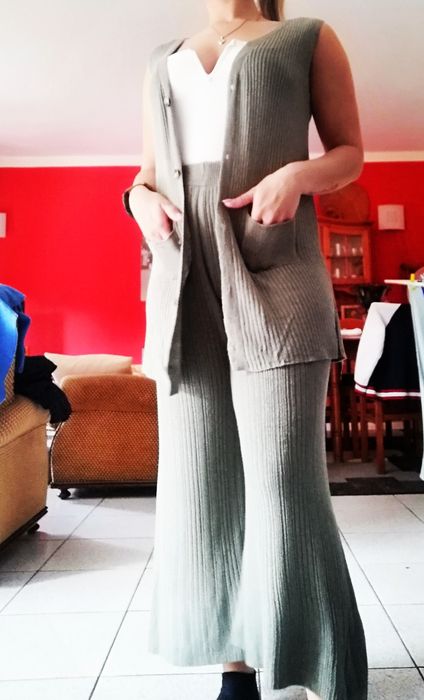 Conjunto verde tropa