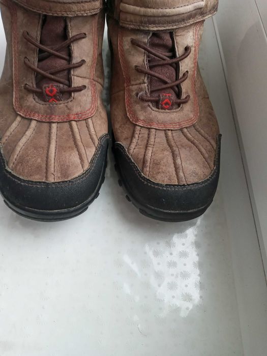 Кожаные ботинки на мальчика кларкс, р. 2,5/35,5