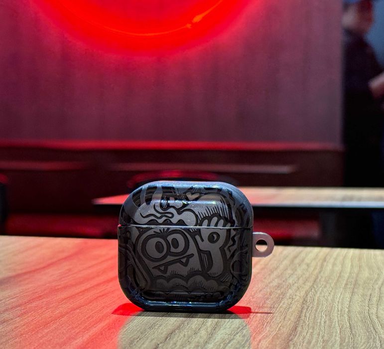 Чохол для навушників Аір Подс 4