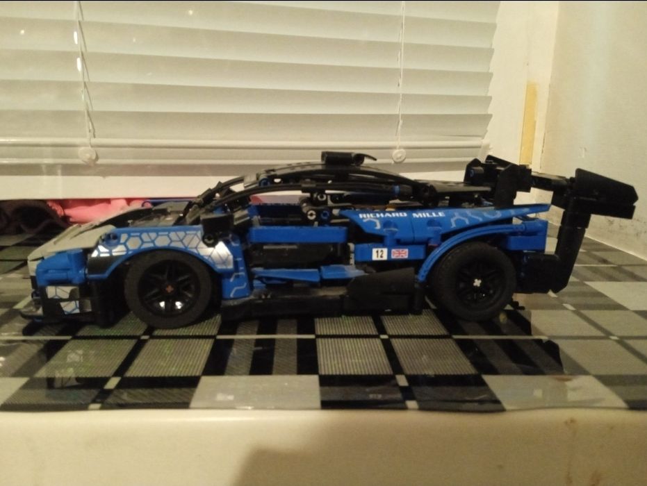 LEGO Technic синя гоночна машинка