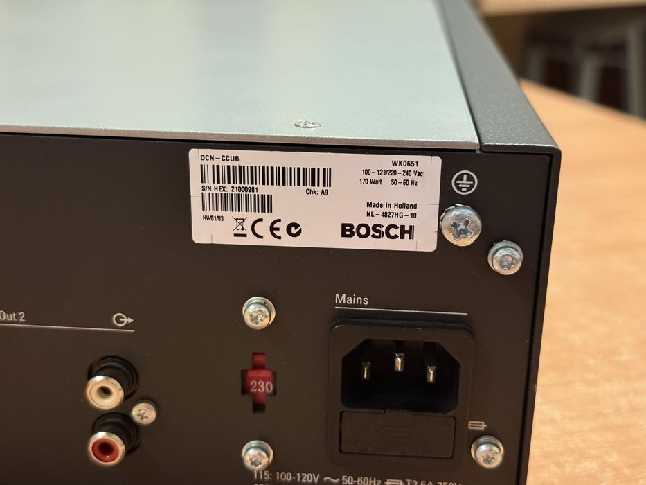 Jednostka Centralna Systemu Konferencyjnego - Bosch DCN-CCUB