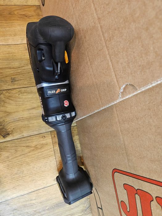 Piła do kamienia i fug ARBORTECH ALLSAW BA200X 9.0 Ah