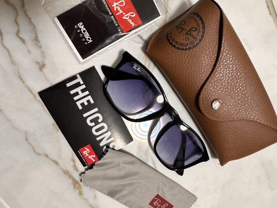 Продам Окуляри ray ban