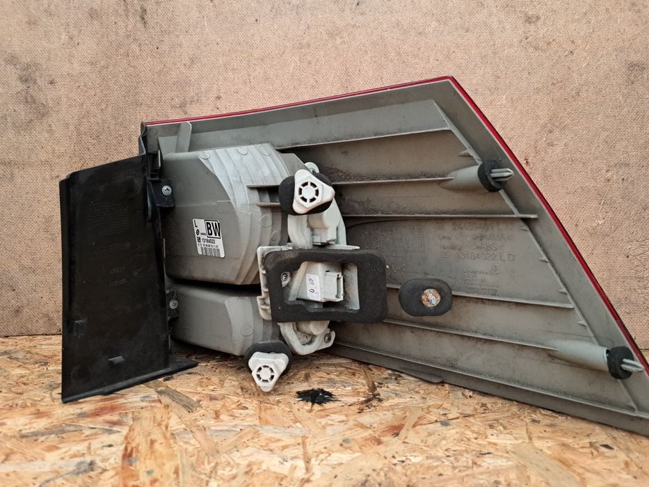 Lampa lewa tył Opel Vectra c kombi