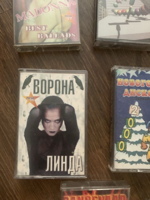 Аудио кассеты из 90-х 12 шт