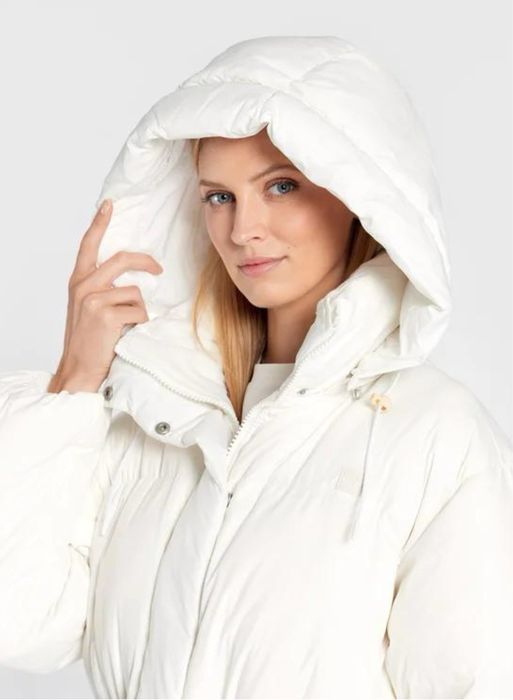 Пуховик levi's bubble puffer розмір s.