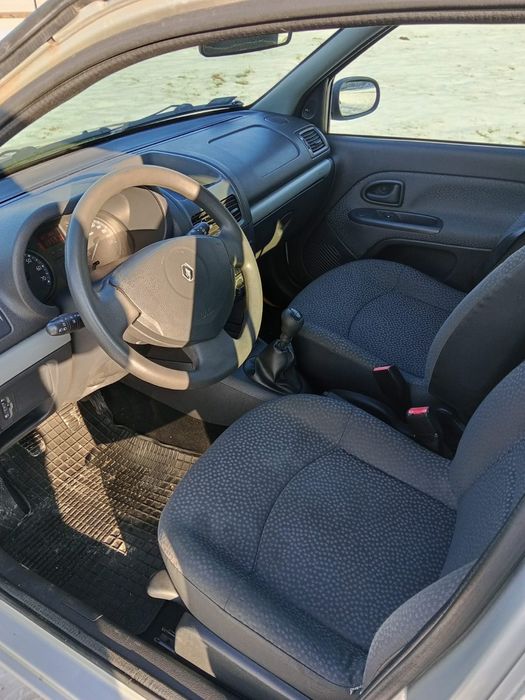 Renault Clio osobowy