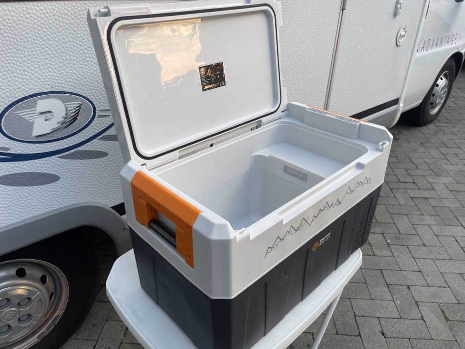 Lodówka kompresorowa  turystyczna  35L