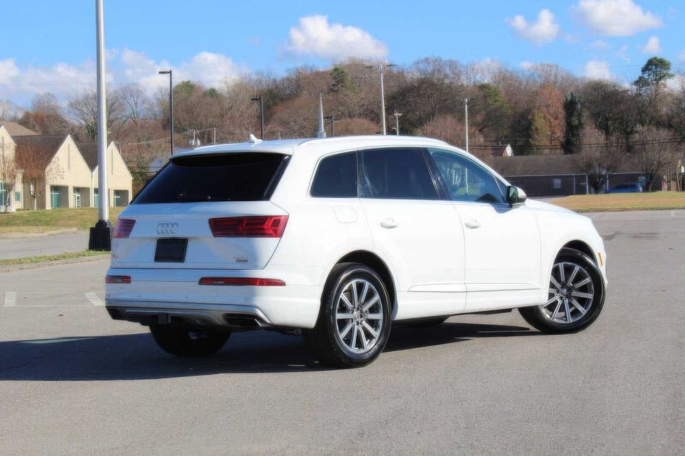 Audi Q7 quattro Prestige      2017