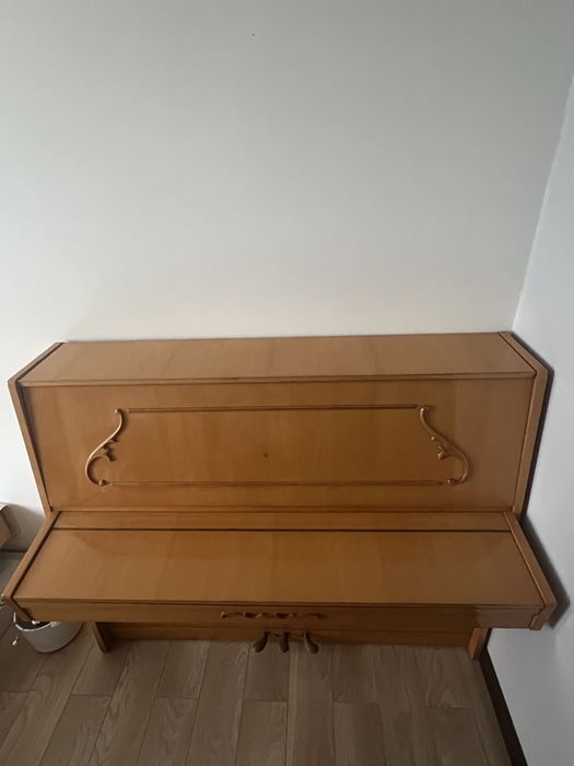 pianino firmy ukraina